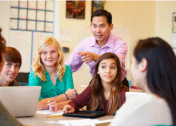 How to Turn Feedback into Growth in 2025