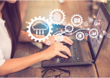 How Cloud Computing Supports Digital Classrooms