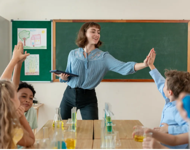 How to Implement Flipped Classrooms Using EdTech