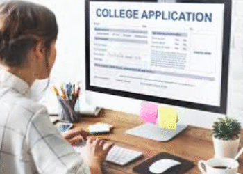 How Online Degrees Empower Adult Learners