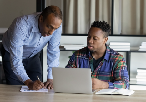 AI Tutors in Higher Learning Environments