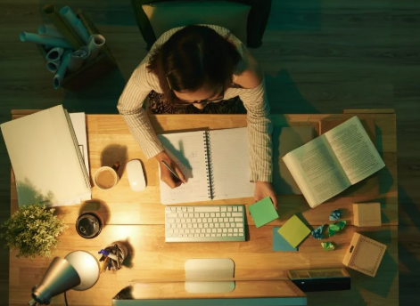 How to Stay Informed About College Events