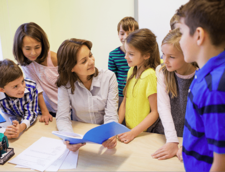 Real-World Projects in Academic Programs: Connecting Learning with Practice