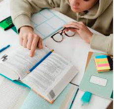 Study Habits That Prepare You for College