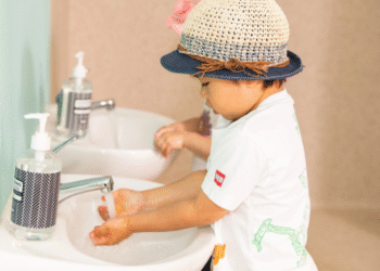 Bright Moments: Healthy Habits for Children to Learn Early